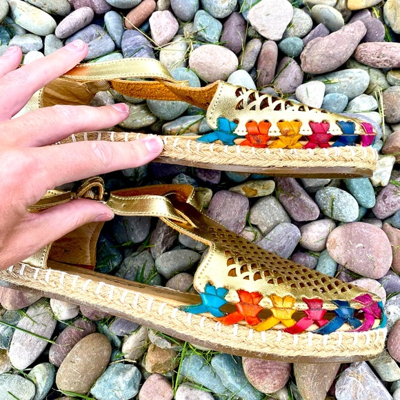 Women’s Huarache Shoes/Sandals. Shimmering Gold with Colorful Leather Sides. - Picture 5 of 9